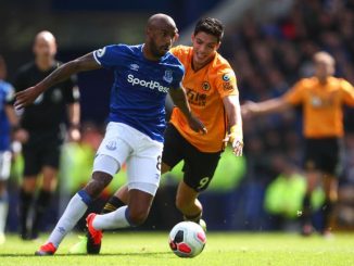 Everton hopeful on Delph fitness