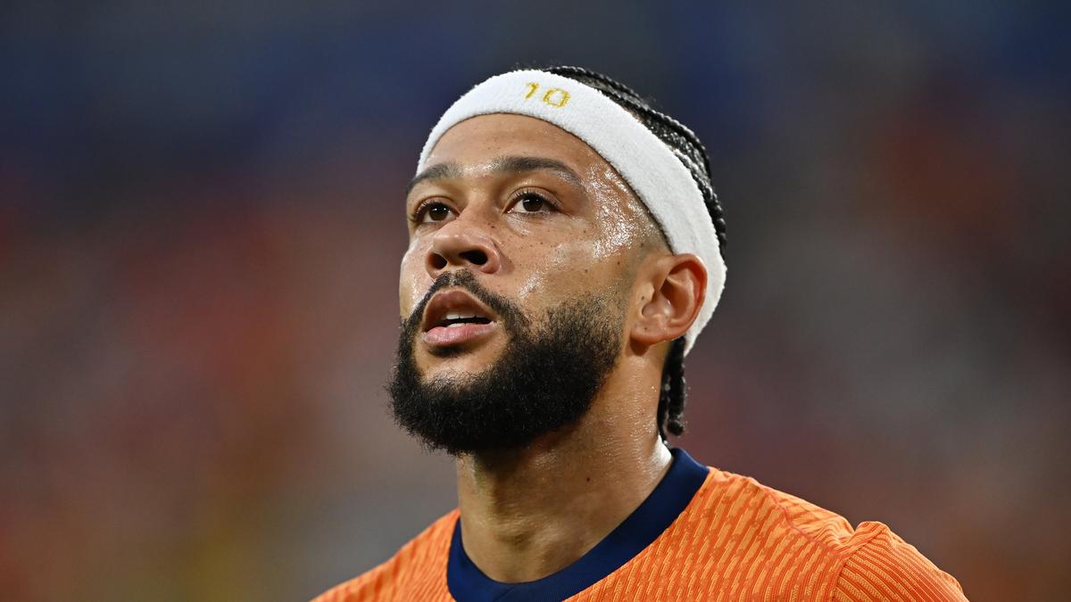 Depay left out of Dutch squad for next month’s Nations League matches – The Headlines