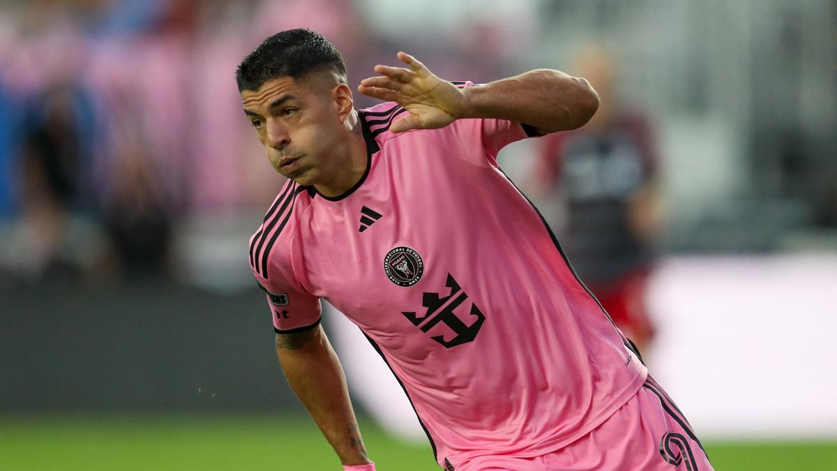 MLS: Luis Suarez scores two quick goals, Inter Miami beats Cincinnati 2-0 to clinch playoff spot – The Headlines