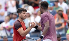 Cincinnati Open: Alcaraz smashes racquet in defeat, Sinner gets walkover; Swiatek enters quarters – The Headlines