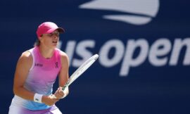 US Open 2024: Swiatek reaches second round despite an error-filled match – The Headlines