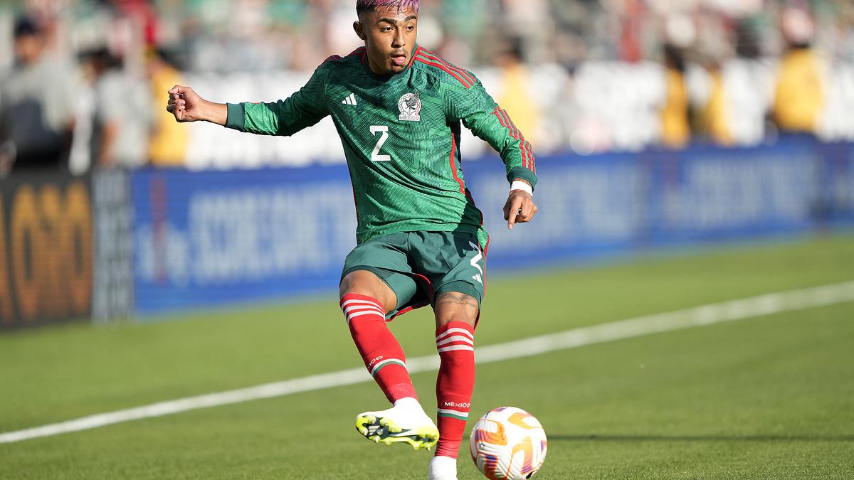 Premier League: Bournemouth signs Julian Araujo from Barcelona – The Headlines