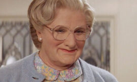 Robin Williams Amazing Mrs. Doubtfire Story Revealed By Sally Field – The Headlines