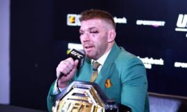 South Africa’s du Plessis retains middleweight UFC title – The Headlines