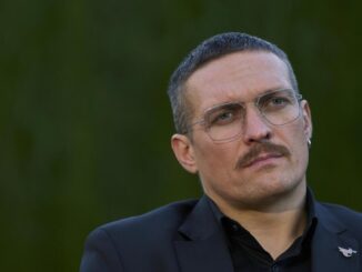 Ukraine boxing champion Oleksandr Usyk released after brief detention in Poland – The Headlines