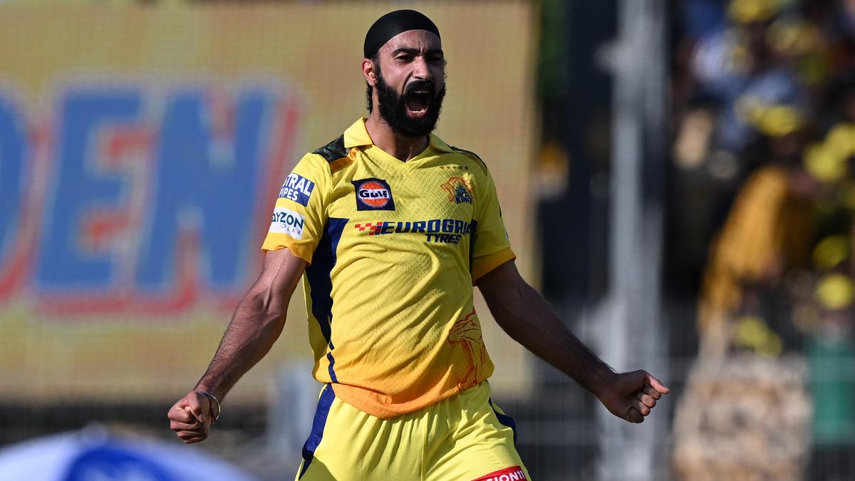 Dhoni’s advice to play simple cricket has made me a better T20 bowler: Simarjeet Singh – The Headlines