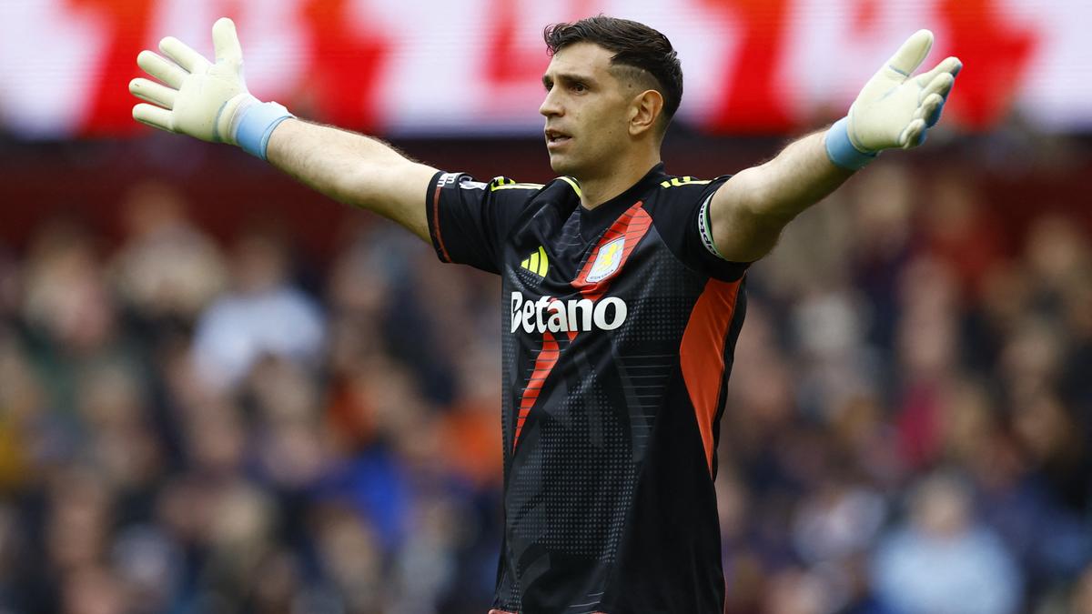 Why is Emiliano Martinez not playing in Venezuela vs Argentina FIFA World Cup 2026 qualifying match? – The Headlines