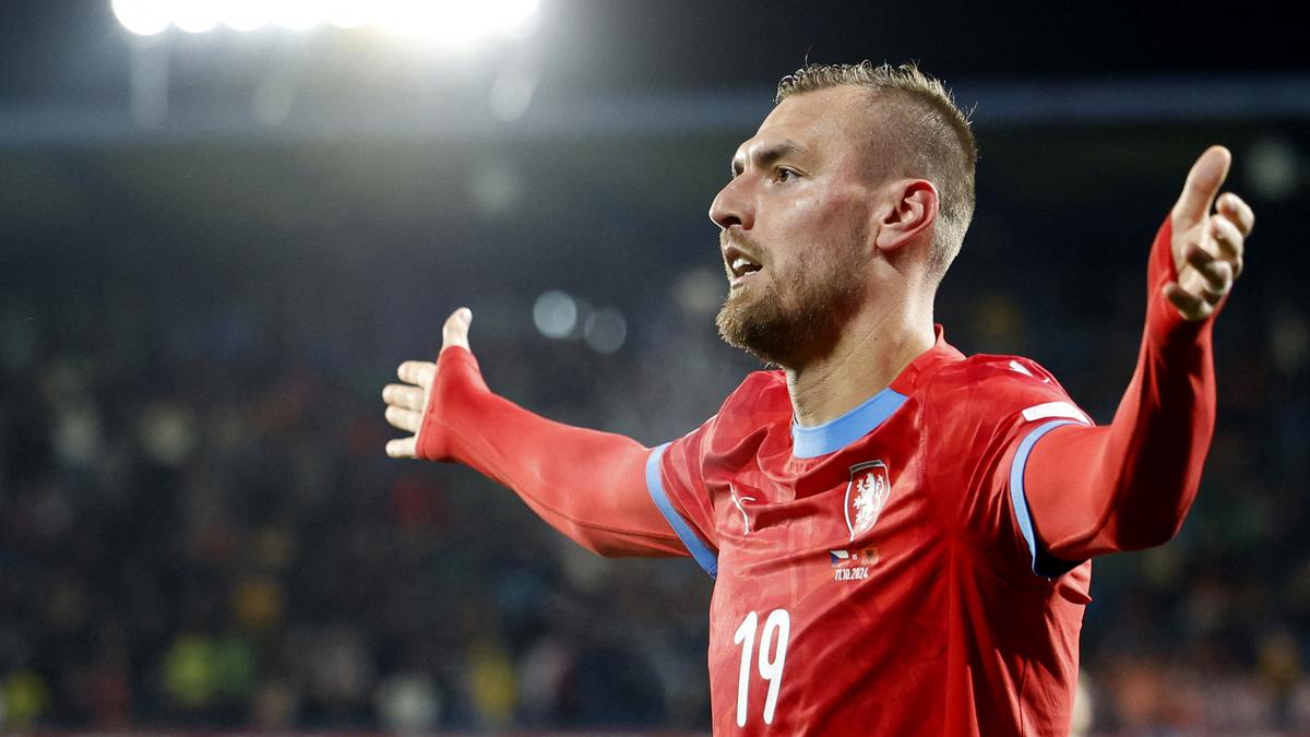 UEFA Nations League 2024-25: Chory double leads Czechs to 2-0 win over Albania, Iceland fights back to earn 2-2 draw with Wales – The Headlines
