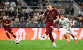 Europa League: Dovbyk penalty gives Roma 1-0 win against Kyiv; Ajax, Sociedad and Frankfurt register victories – The Headlines