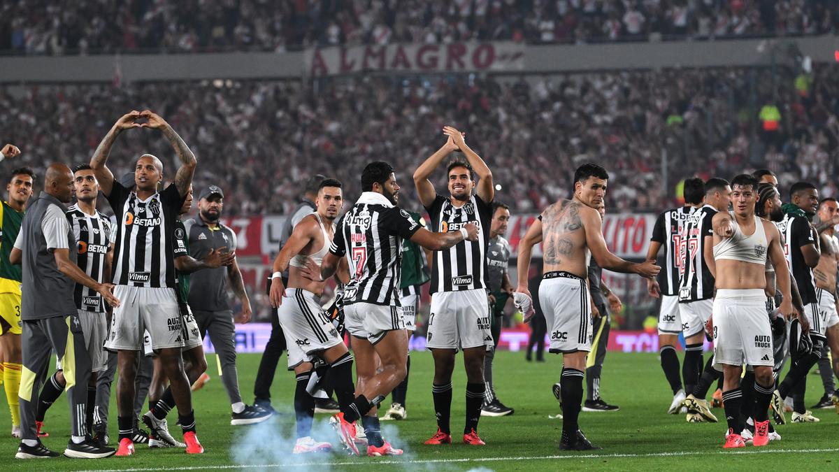 Atletico Mineiro into Copa Libertadores final after draw against River Plate – The Headlines