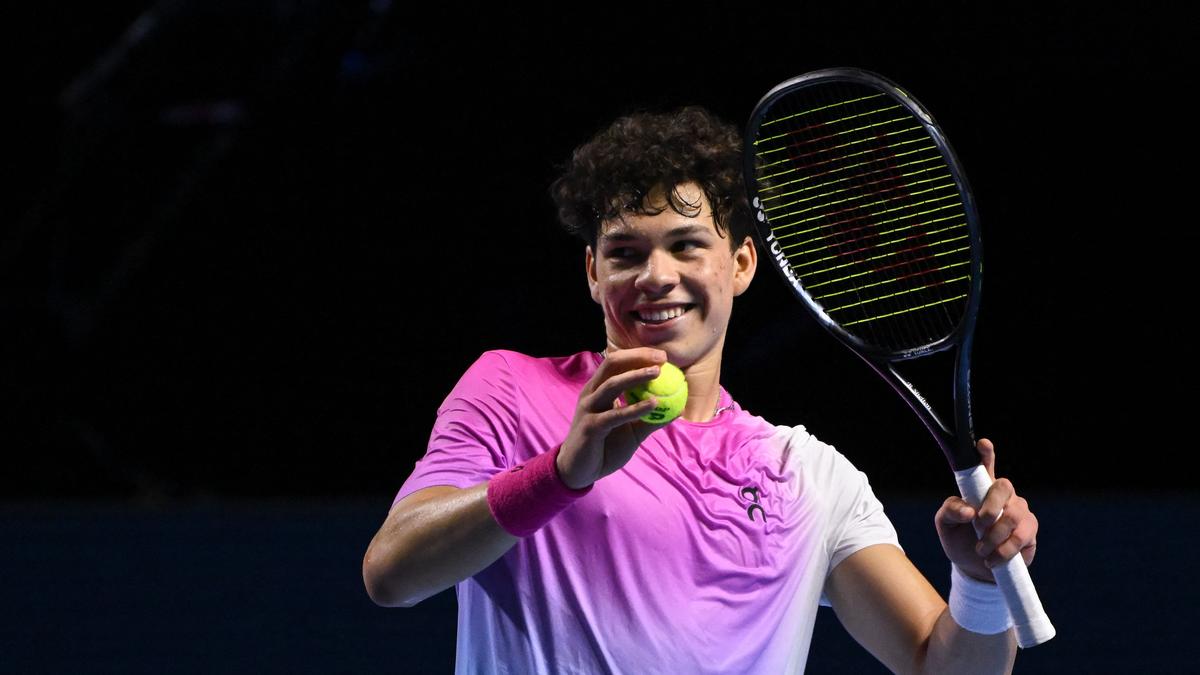 Swiss Indoors: Shelton outlasts top seed Rublev to face Fils in semifinal – The Headlines