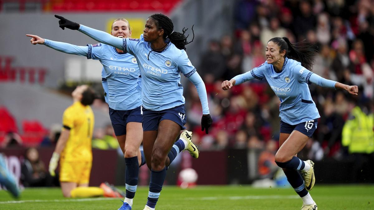 WSL 2024-25: Shaw double sends Man City top of table with last-gasp win over Liverpool – The Headlines