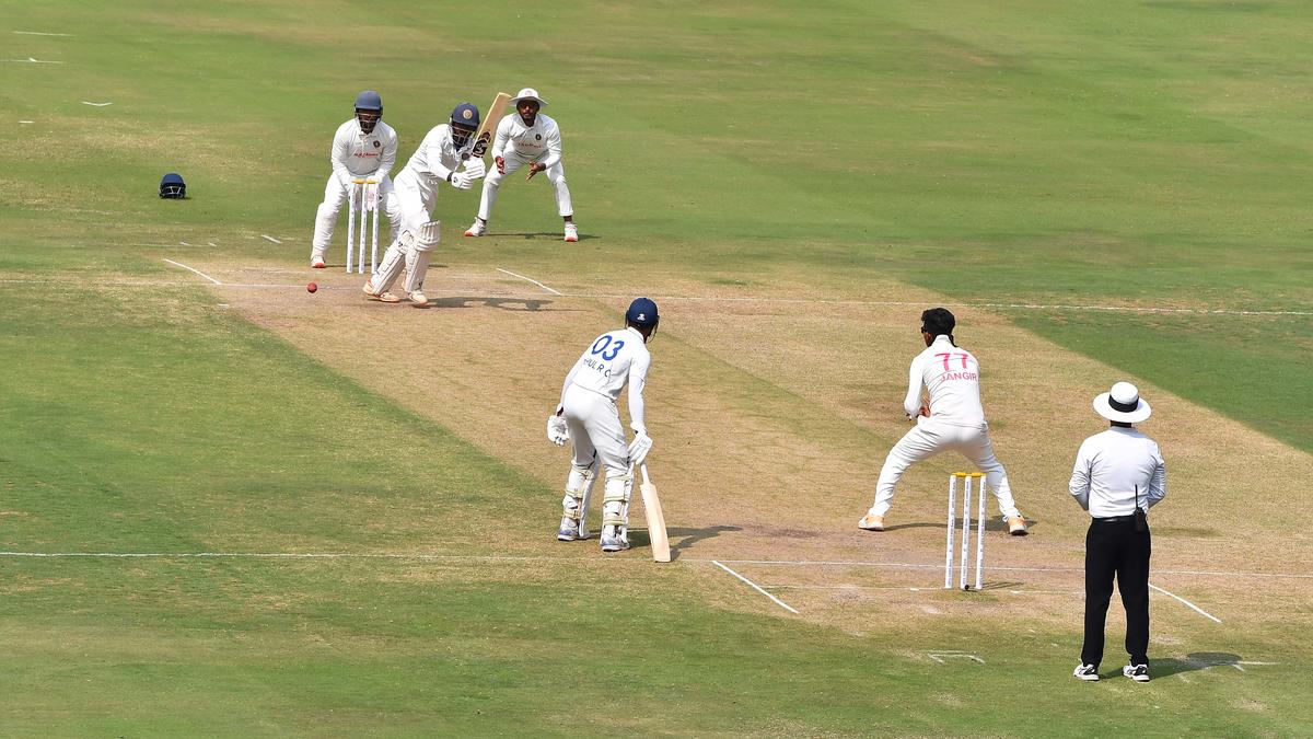 Ranji Trophy 2024-25: Injury dents Pondicherry’s campaign as Hyderabad remains in firm control on Day 2 – The Headlines