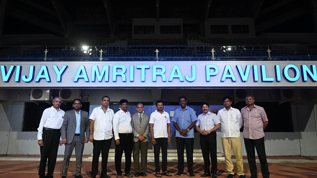 Indian tennis legend Vijay Amritraj gets stand named after him at SDAT Stadium in Chennai – The Headlines