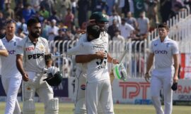 Pakistan thrashes England in third Test to win series 2-1 – The Headlines