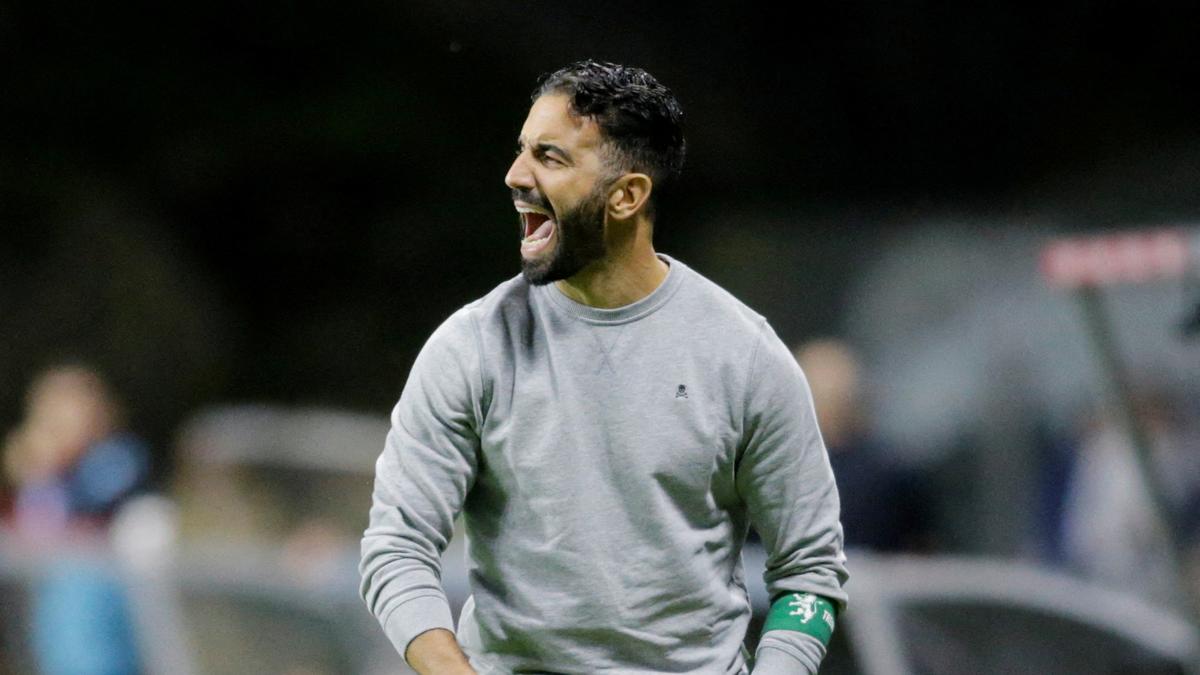 Who is Ruben Amorim, the new manager of Manchester United? – The Headlines