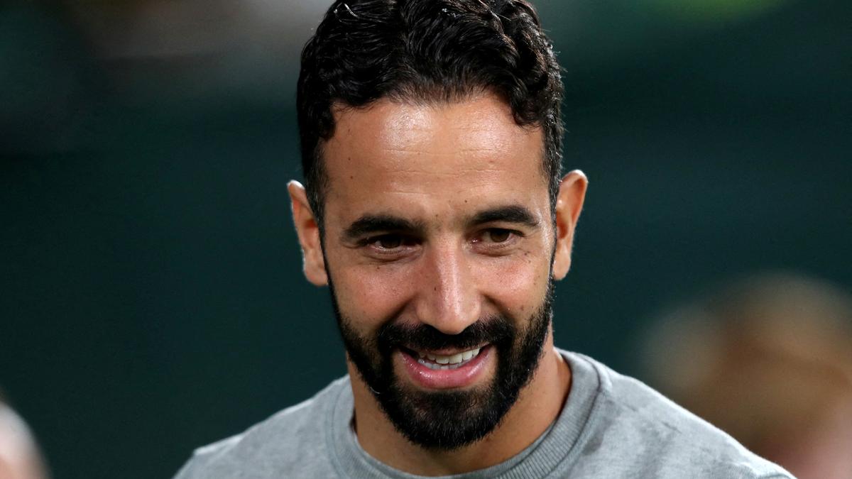 Ipswich Town vs Man United LIVE score, Premier League 2024-25: Lineups out, Amorim’s first game in charge as United coach – The Headlines