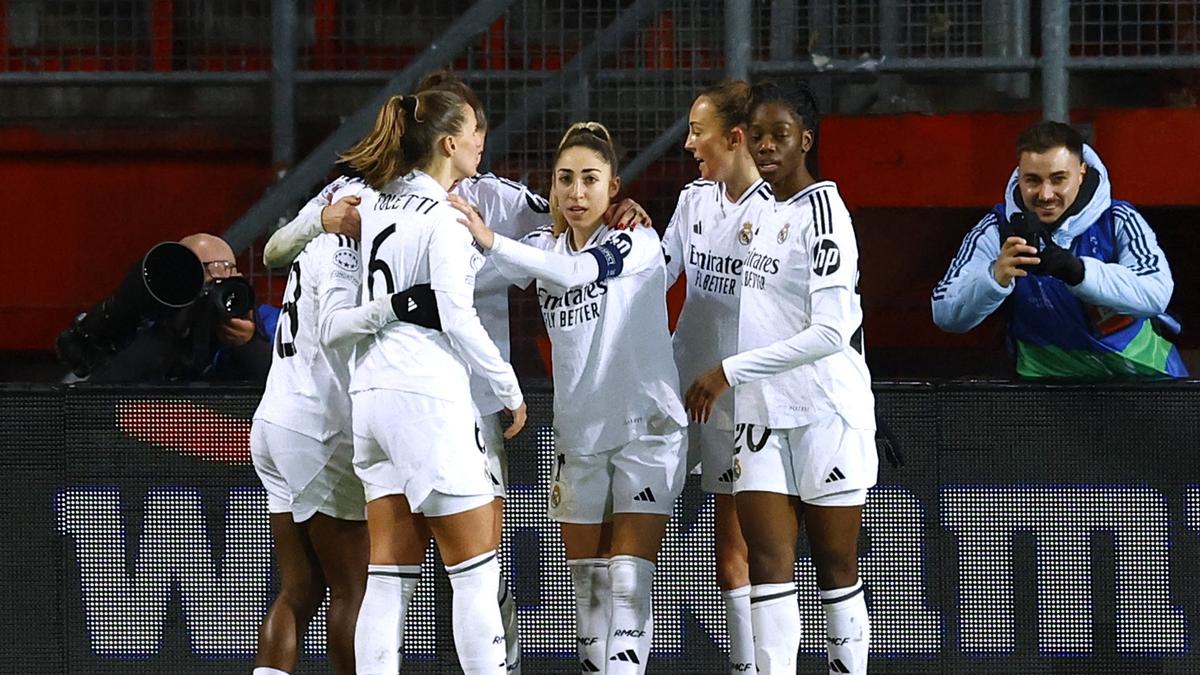 Women’s Champions League 2024-25: Lyon’s late surge routs Roma; Chelsea, Real Madrid also into quarterfinals – The Headlines