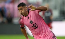 Luis Suarez signs to stay with Messi and Inter Miami for 2025 season – The Headlines