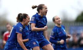 Reiten penalty keeps Chelsea top of WSL after win over Man United – The Headlines