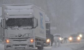 France postpones weekend football matches after severe winter weather – The Headlines