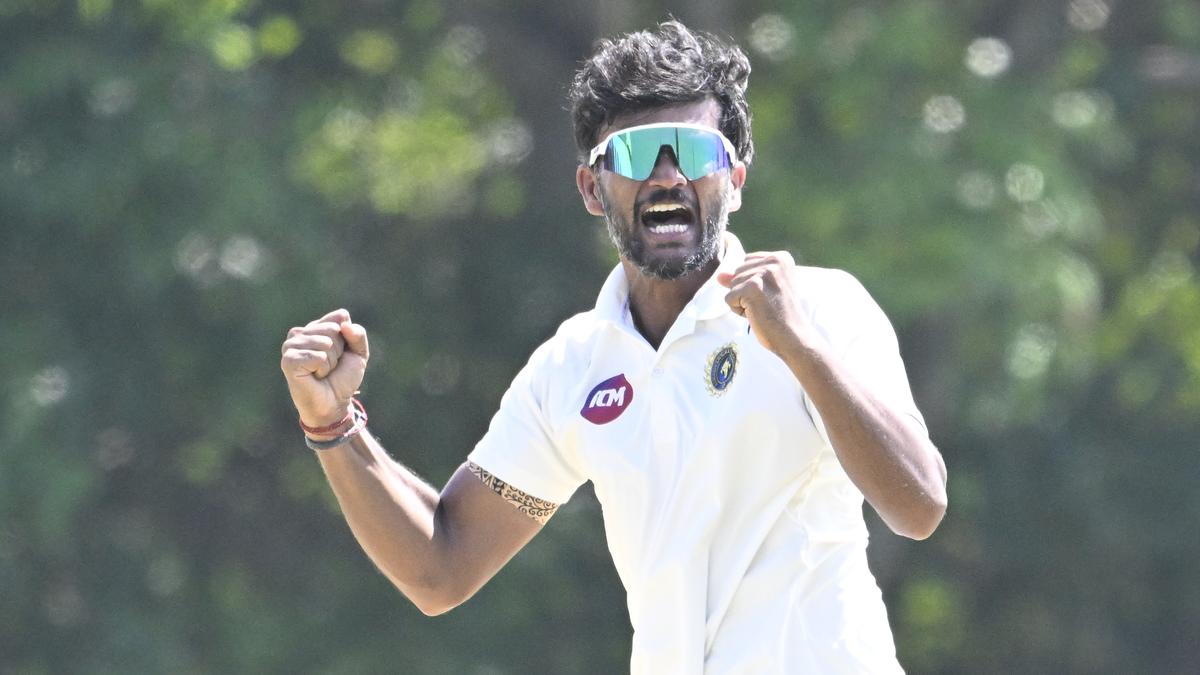 How Jalaj Saxena’s ‘professional decision’ helped him become a Ranji Trophy legend? – The Headlines
