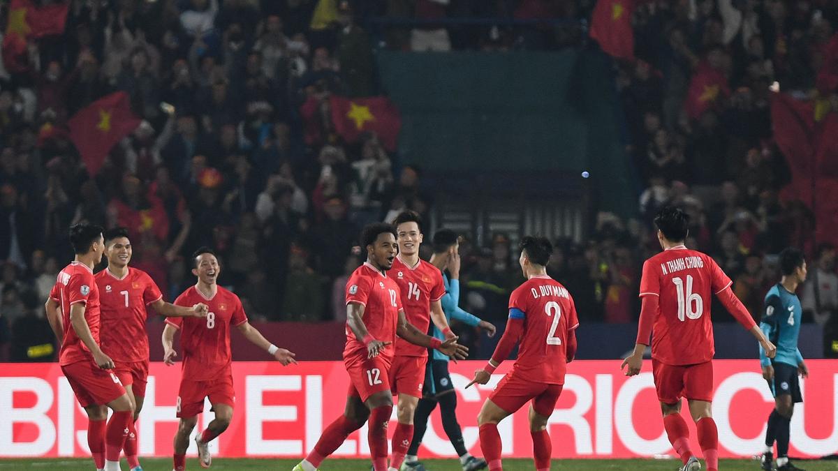AFF Cup 2024: Vietnam beats Singapore 3-1, enters consecutive ASEAN Championship finals – The Headlines