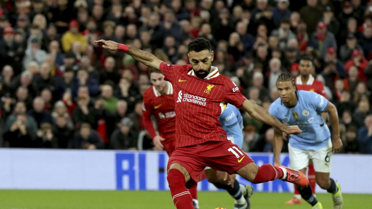 Premier League 2024-25: Liverpool beats Manchester City 2-0 to extend lead at top – The Headlines