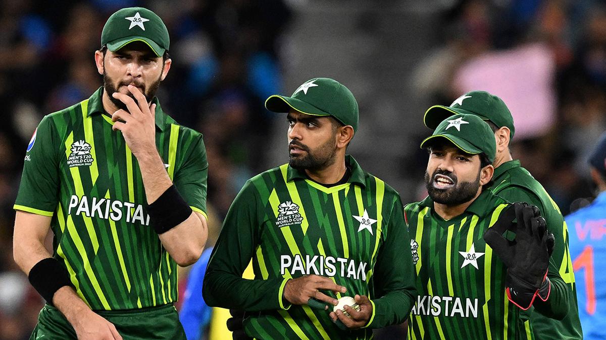 SA vs PAK Live Score, 1st T20I: South Africa, Pakistan begin series opener in Durban – The Headlines