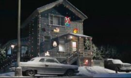 The Worst Christmas Movie Everyone Loves, Horrible People And Awful Romances – The Headlines