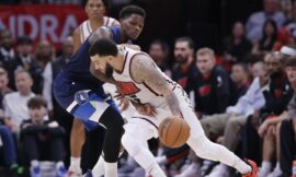 NBA Roundup: Anthony Edwards’ late 3-pointer helps Wolves edge Rockets – The Headlines