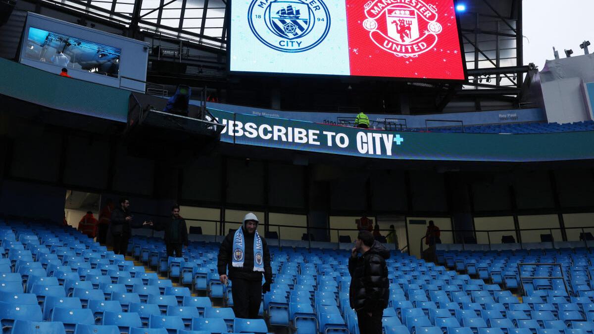 Manchester City says one of its fans died at the derby match against United – The Headlines