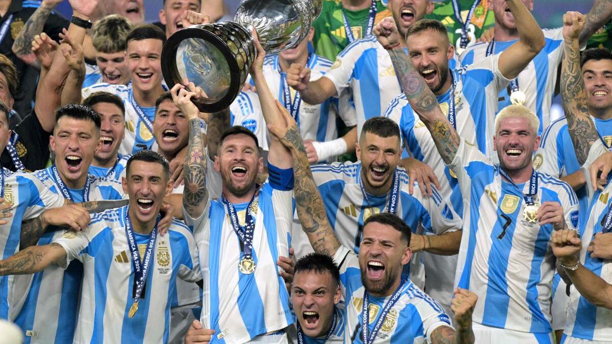 Argentina tops FIFA men’s football rankings for second straight year – The Headlines Argentina tops FIFA men’s football rankings for second straight year – The Headlines