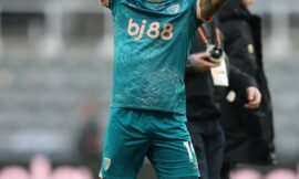 Premier League 2024-25: Bournemouth’s Kluivert nets hat-trick in 4-1 thrashing of Newcastle – The Headlines