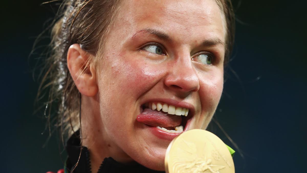Former Olympic champion Erica Wiebe wishes wrestling was included over boxing in Commonwealth Games 2026 – The Headlines
