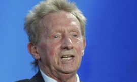 Manchester United and Scotland great Denis Law dies at 84 – The Headlines