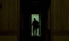 Disturbing R-Rated Thriller On Hulu Brings Out Beloved Comedian’s Dark Side – The Headlines