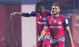 ISL 2024-25: Eze shines for Men of Steel as Jamshedpur holds Mohun Bagan SG to 1-1 draw – The Headlines