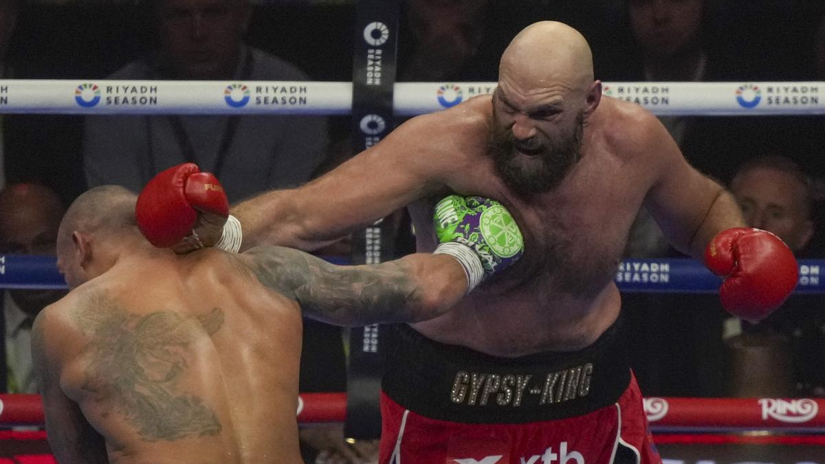Tyson Fury announces retirement from boxing amid rumours of Anthony Joshua fight – The Headlines