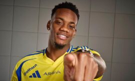 Al-Nassr signs Colombia forward Jhon Duran from Aston Villa – The Headlines