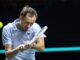 Medvedev into first quarterfinal of 2025 in Marseille – The Headlines