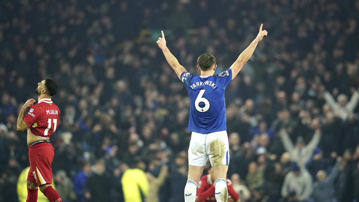 Everton scores stoppage-time equalizer against Liverpool in last Merseyside derby at Goodison Park – The Headlines