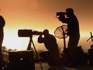 James Bond Teams With Nicolas Cage In Ultimate ’90s Action Thriller Streaming On Hulu – The Headlines
