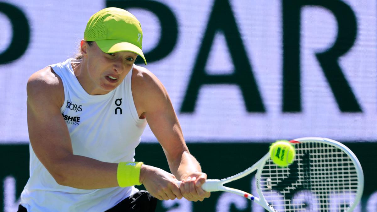 Indian Wells 2025: Swiatek enters fourth round after beating Yastremska in straight sets – The Headlines