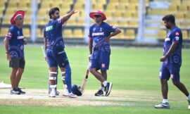 IPL 2025: Injured head coach Rahul Dravid attends Rajasthan Royals’ pre-season camp on crutches – The Headlines