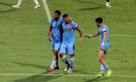 Bee attack in Super Cup – Mumbai City vs Inter Kashi stopped after referee attacked mid-game – The Headlines