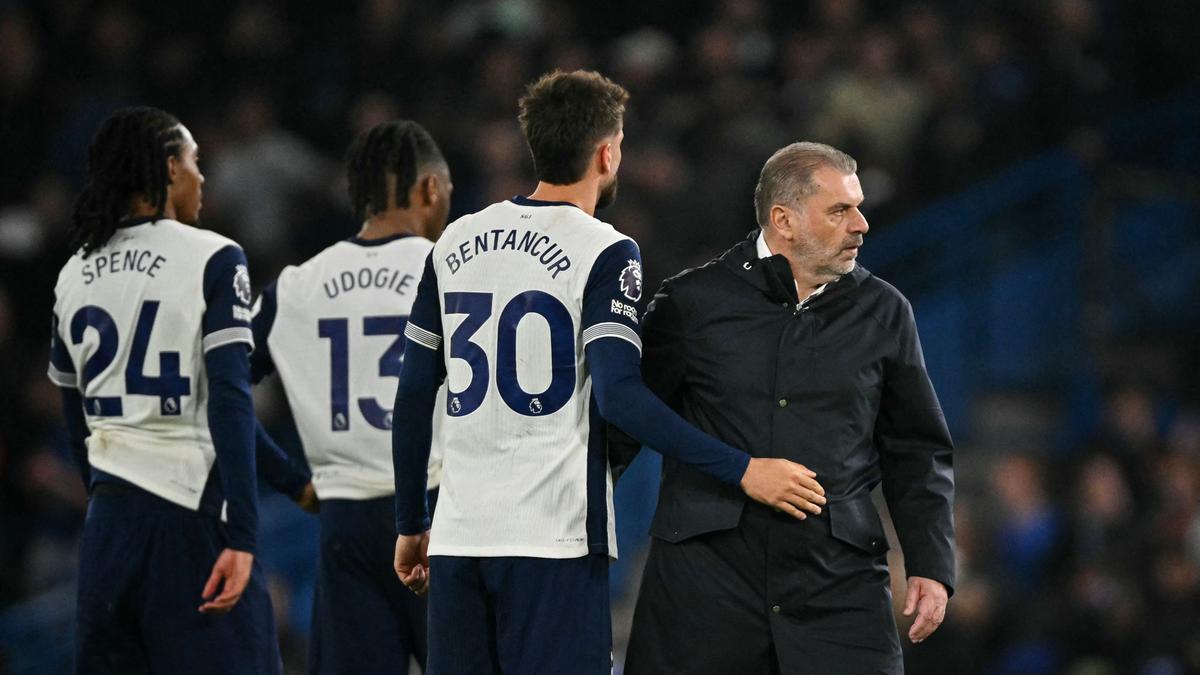 Premier League 2024-25: Postecoglou says VAR is ’killing the game’ as Tottenham fans turn on their coach – The Headlines