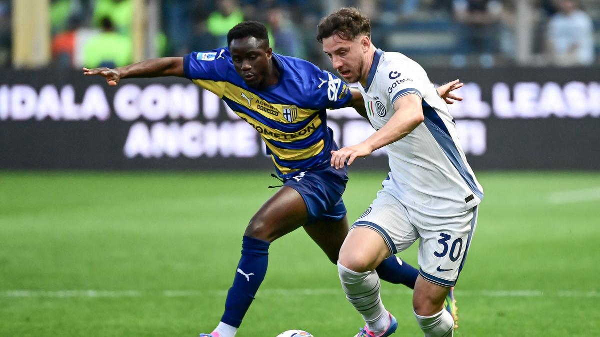 Serie A 2024-25: Inter’s title charge stalls after throwing away points at Parma; Milan draws with Fiorentina – The Headlines