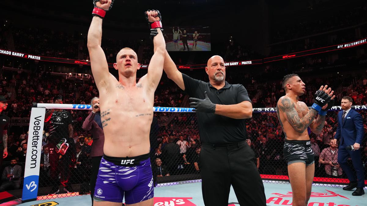 UFC Fight Night: Ian Machado Garry survives late scare to secure unanimous decision win vs Carlos Prates – The Headlines