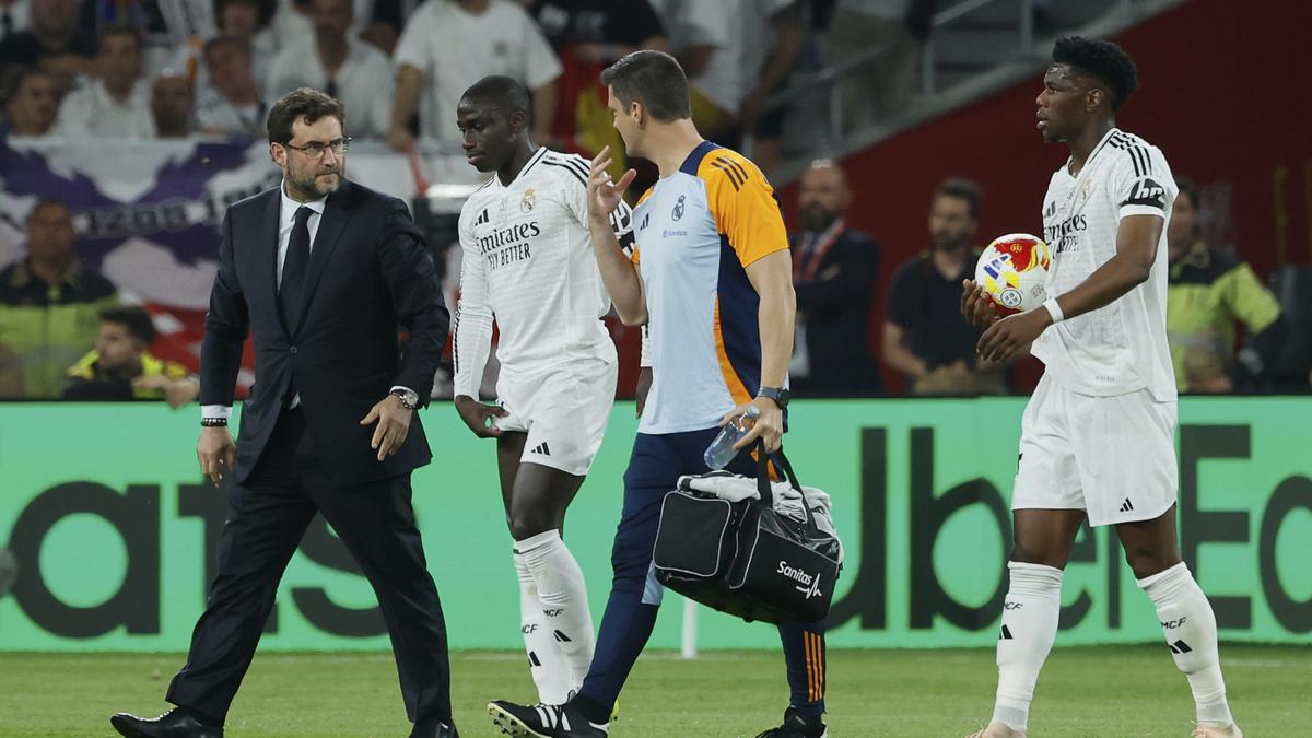 Real Madrid defenders Mendy, Alaba sidelined with potential season-ending injuries – The Headlines